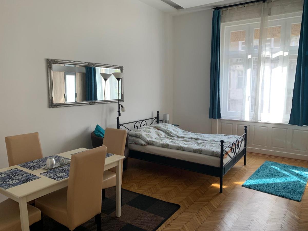 Mester4 Apartman Near To The Danube Boedapest Buitenkant foto